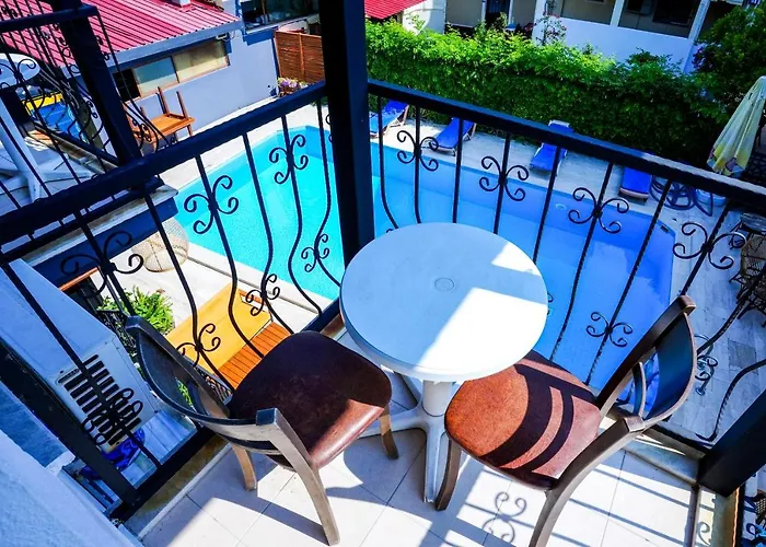 Four Seasons 2* דליאן