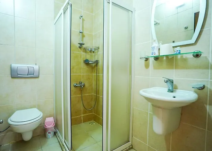 מלון Four Seasons 2*